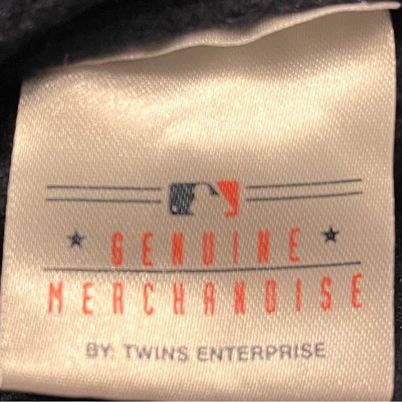 Women’s Winter Philadelphia Phillies hat. Official MLB - Picture 3 of 3